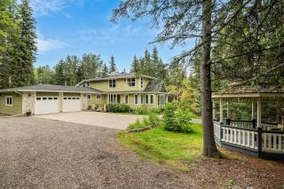 Freele Escape Secluded Nature Haven Sleeps 17 - 2