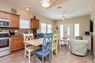 Fun 2 bedroom - Pets Pool Sleeps 6 - 6