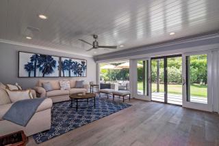 Modern Serenity Luxury with Expansive Backyard - 5