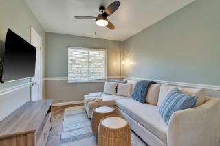 Mesa Cottage - Patio with BBQ and Firepit - 7
