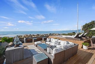 Seacliff Beach Retreat - Amazing Beachfront for Family of 6 - 1