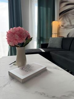 MA Housing - Central Apartment - 2
