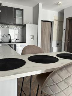 MA Housing - Central Apartment - 1