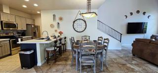 Celestial Citadel Celestial Citadel Boho Style Family Stay for 6 - Sedona - 5