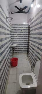 Hotel Sharda Inn - New Delhi - 9