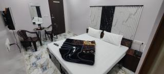 Hotel Sharda Inn - New Delhi - 8