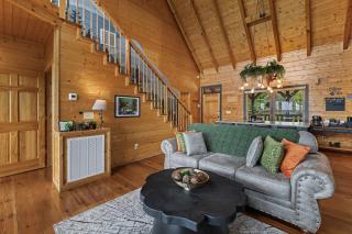 The Real McCoy Stunning Views with Private Hot Tub - Sevierville - 7