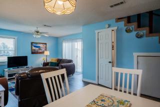 Horizon Breeze - Family Escape - 2