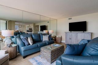 2BR Ocean View Sleeps 9 Resort Pool - 6