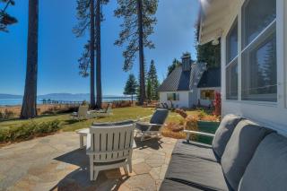 Belleview Lakefront by Tahoe Getaways - Hot Tub, Pier, Buoy and Guest House - Homewood - 0