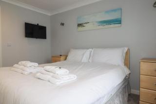 Satinwood - Newquay - 1