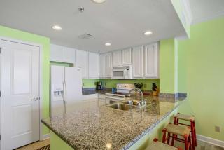 Ocean's Heaven - Beachfront Condo Bliss - 1