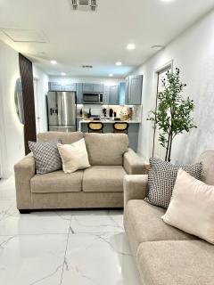 Cozy Carrollwood - 9