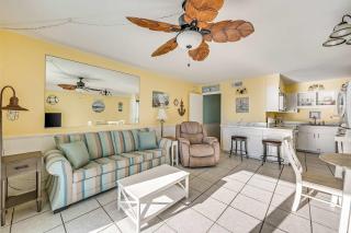 Beach Bliss Family Beachfront Living - 1