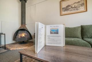 Cozy and Newly Updated Townhouse on Lake Martin - 6