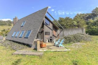 Pet Friendly & Private Hot Tub - Sea Ranch - 7
