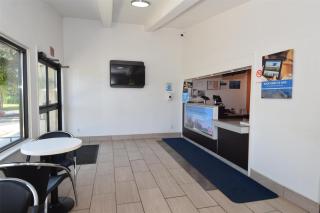Motel 6-Hamburg, NY - 5