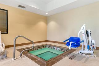 Best Western Plus Hiawatha Hotel - 5