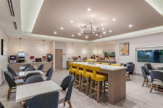 Best Western Plus Mid County - 6