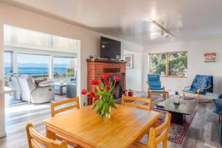 Ocean Bungalow - Tesla EV Station & Near Trails - Gualala - 3