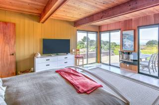 Sea Myst - Private Hot Tub - Sea Ranch - 0
