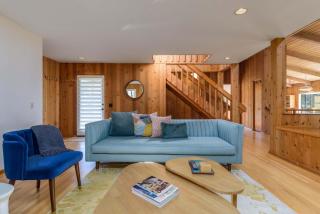 Charming 3 BD Family Home for 6 with Ocean Views & Trail Access - 0