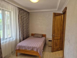 Elegant 2-bedroom apartment with a terrace - 1