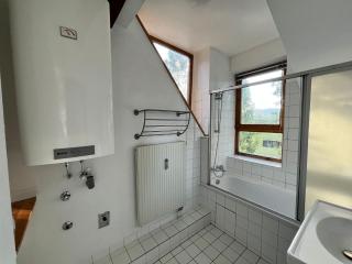 Cozy room with Breakfast Near the Heart of Graz - Graz - 4