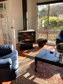 Relaxing Retreat, 900m walk to shops & restaurants - 9