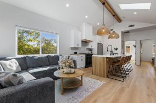 The Oaks, Stylish Luxury Stay, Fire Pit & Patio - 6