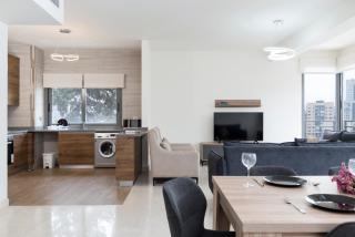 Cozy 2 Bedroom Apartment in Achrafieh with 24 7 Power and WiFi - 6