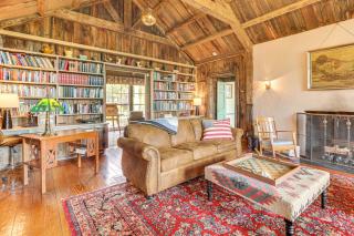 Expansive Retreat on 280 Acres in Lake Placid! - Lake Placid - 5