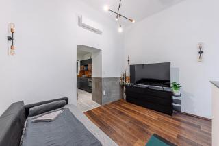 Da Vinci Loft by Corvin - near M3 metro with AC - 7