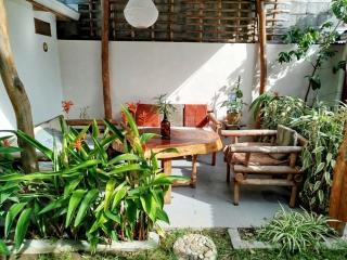 Nalu Nalu Hostel - 0