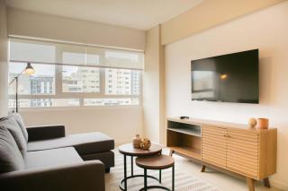 Striking 1BR in Miraflores - Lima - 0