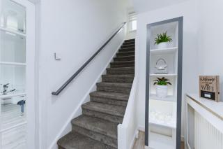 Comfortable & cozy Home Stay - 8