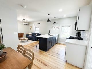 Jennifer's Elegant & Cozy Broadway Retreat - Providence - 5