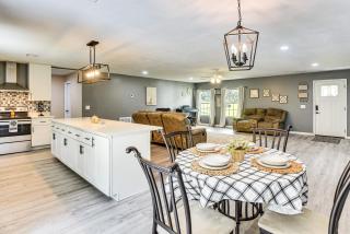 Hike, Fish and Explore Retreat in Silver Springs! - 3