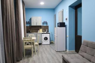 Calm Home Apartment - 2