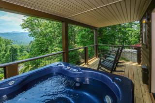 Silver Moon is an adorable one bedroom, two story cabin for 2 with a mtn view! - 0