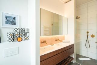 Hackney Haven: 5BD Stylish Family Gem - 9