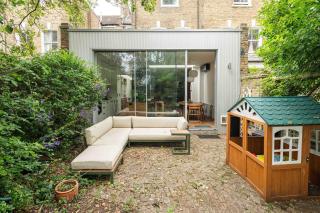 Hackney Haven: 5BD Stylish Family Gem - Londra - 3