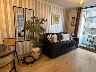 A pasos de Hospital UC y Metro - 4