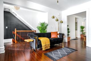Prime Location Top Rated Clean Parking Free! - Columbus - 8
