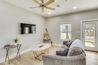 Fish and Swim On-Site Resort Retreat in Rockport! - 6