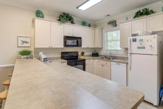 Golf Course Getaway with Pool Access in Myrtle Beach - Myrtle Beach - 1
