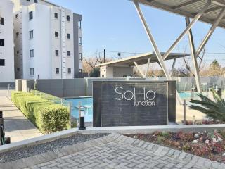Broadacres Apartment - Sandton - 9