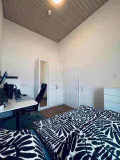 Stylish 3-room apartment, centrally located - 1