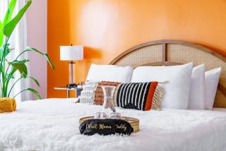 Prime Location Top Rated Clean Parking Free! - Columbus - 2