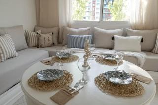 Blu Marea 2 Bedroom Near Beach and TGV - 2